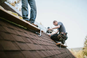 Local Roofers in Mount Pisgah, KY